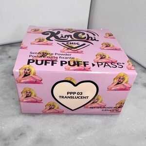 Kim Chi Chic Setting Powder